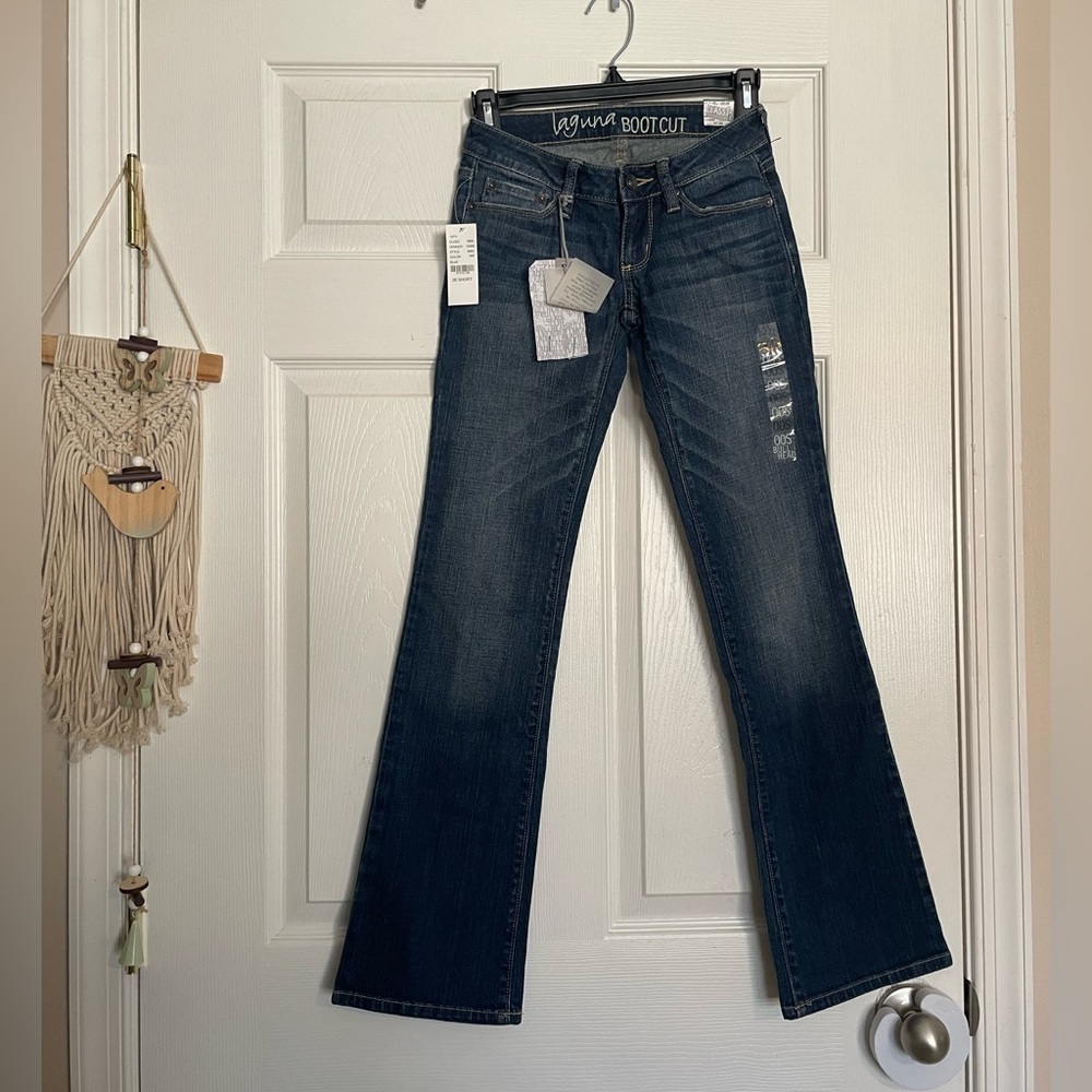 NWT Vintage Bullhead Women's Laguna Bootcut Jeans in Dark Blue 00Short